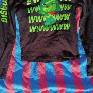 Black and Green Kids Graphic Long Sleeve Shirt